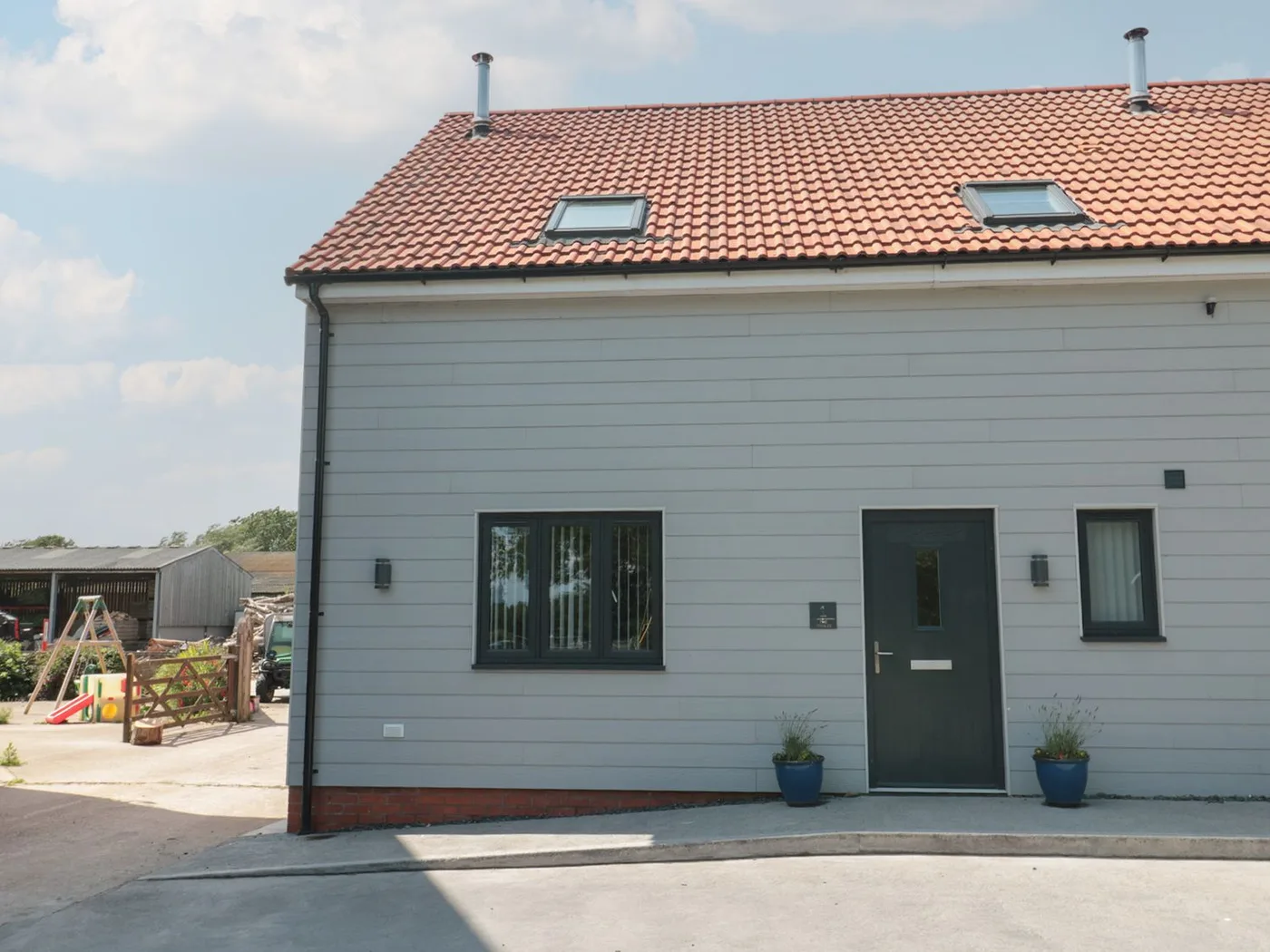 1 The Stables