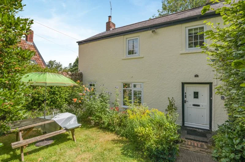 2 Frys Well Cottage