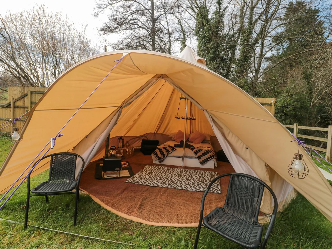 Bell tent 4
