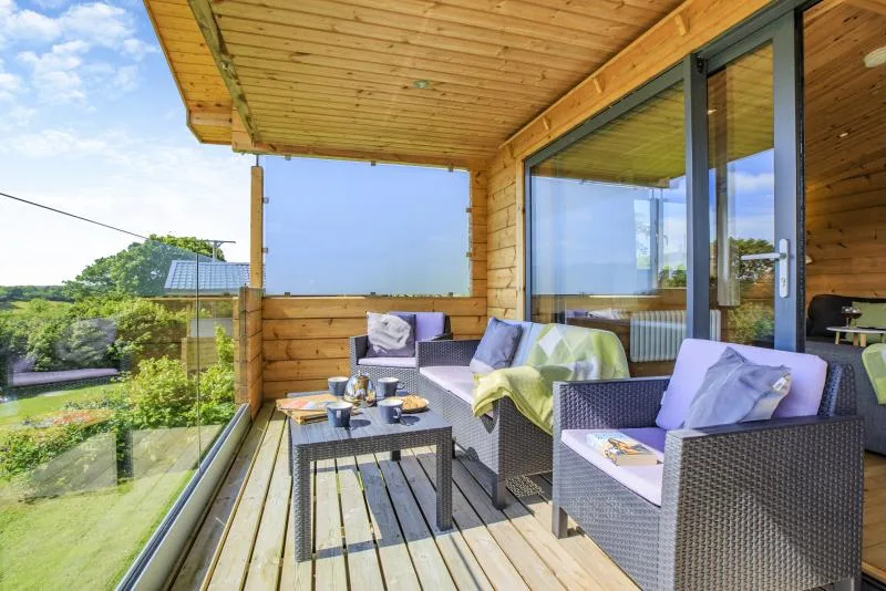 Lime Log Cabin