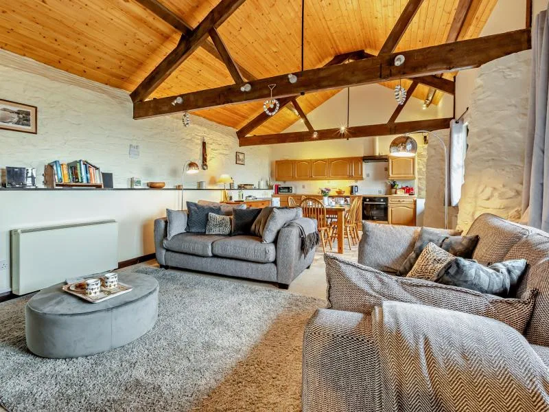 The Cowshed - Draydon Cottages