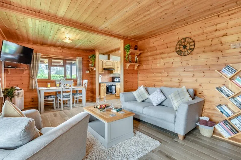 Wild Meadow Lodge
